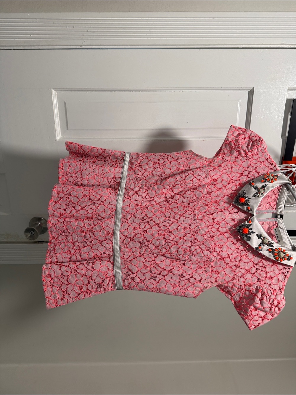 Karen Millen Pink Lace Peplum Top with Jeweled Collar - Picture 6 of 10